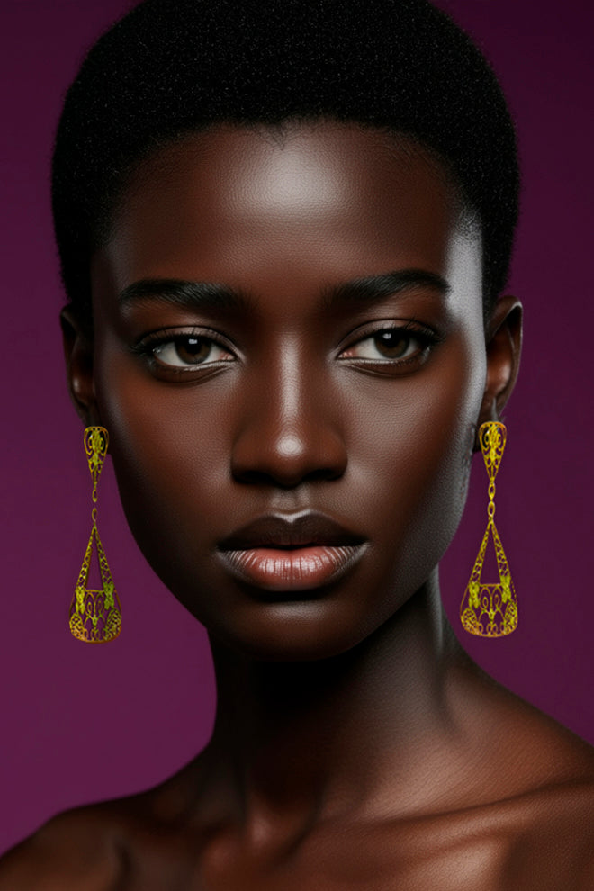 TRIANGLE EARRINGS B