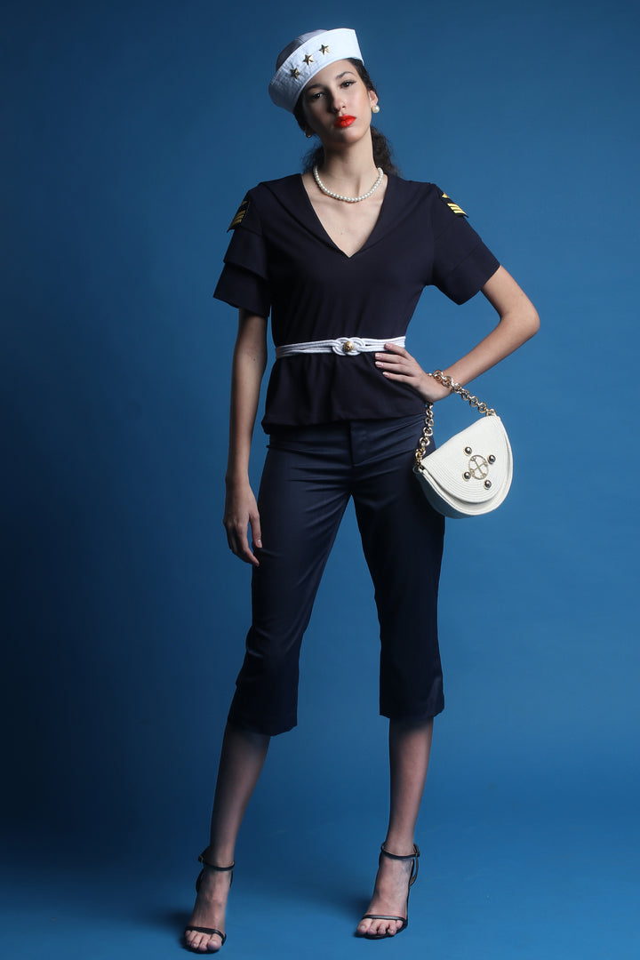Blouse & Capri Trousers A
