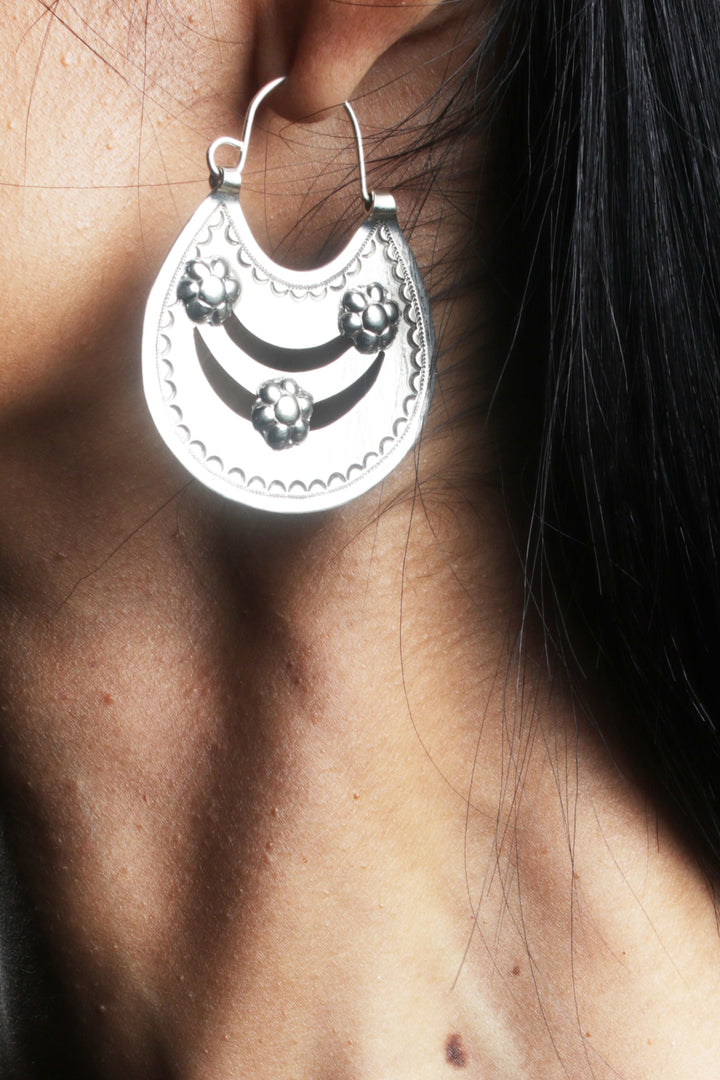 MOON EARRINGS A